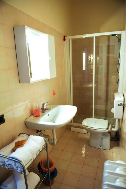 Agriturismo Paitin Alba  Phòng bức ảnh