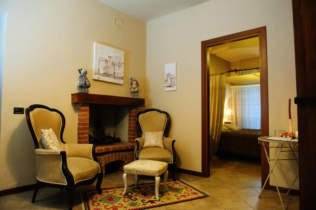 Agriturismo Paitin Alba  Phòng bức ảnh