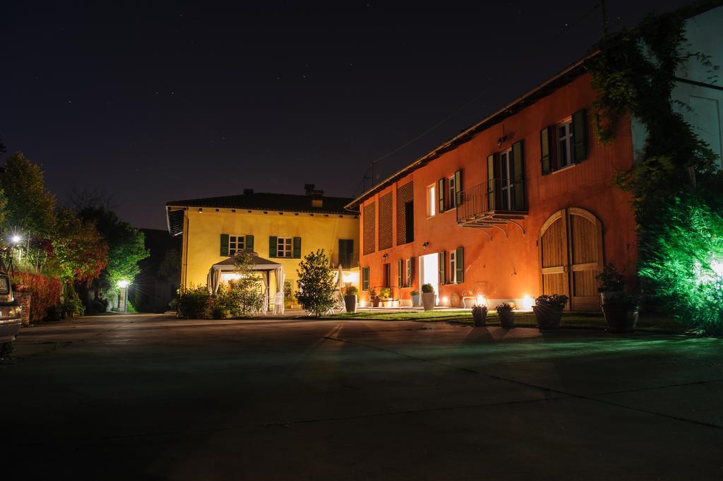 Agriturismo Paitin Alba  Ngoại thất bức ảnh